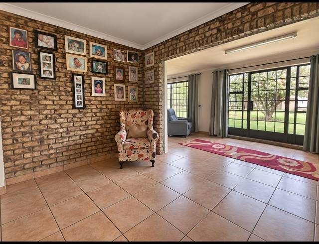 4 BEDROOM HOUSE FOR SALE IN KOOKRUS